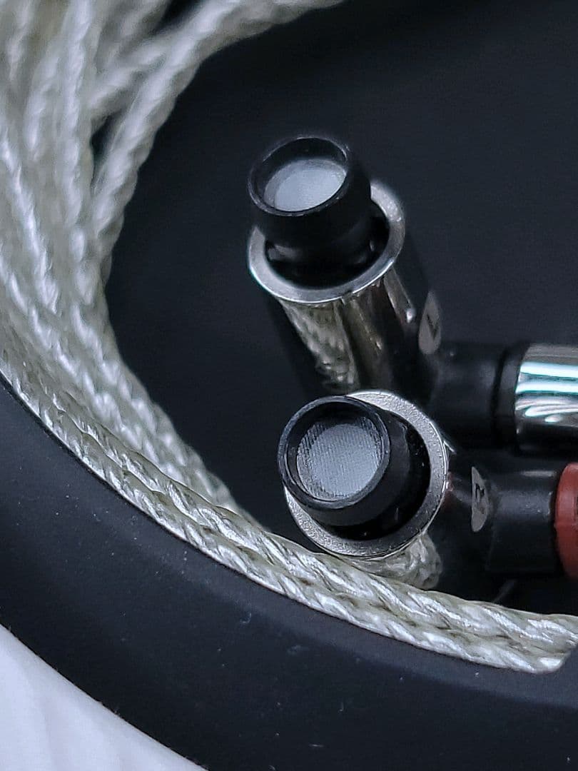 final E5000 FI-E5DSSD シルバーコートケーブル