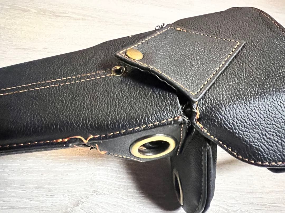 ステアリングロック　ハンドルロック　TRD