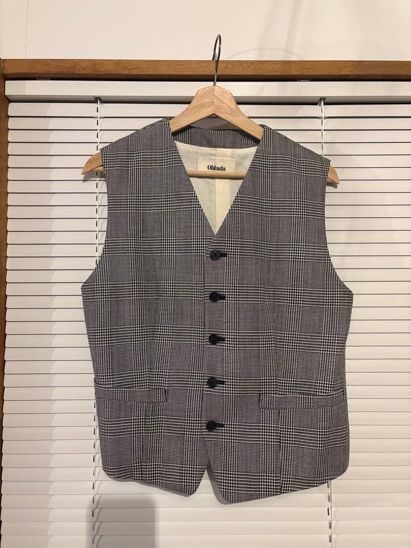Oblada グレー系チェック ベスト