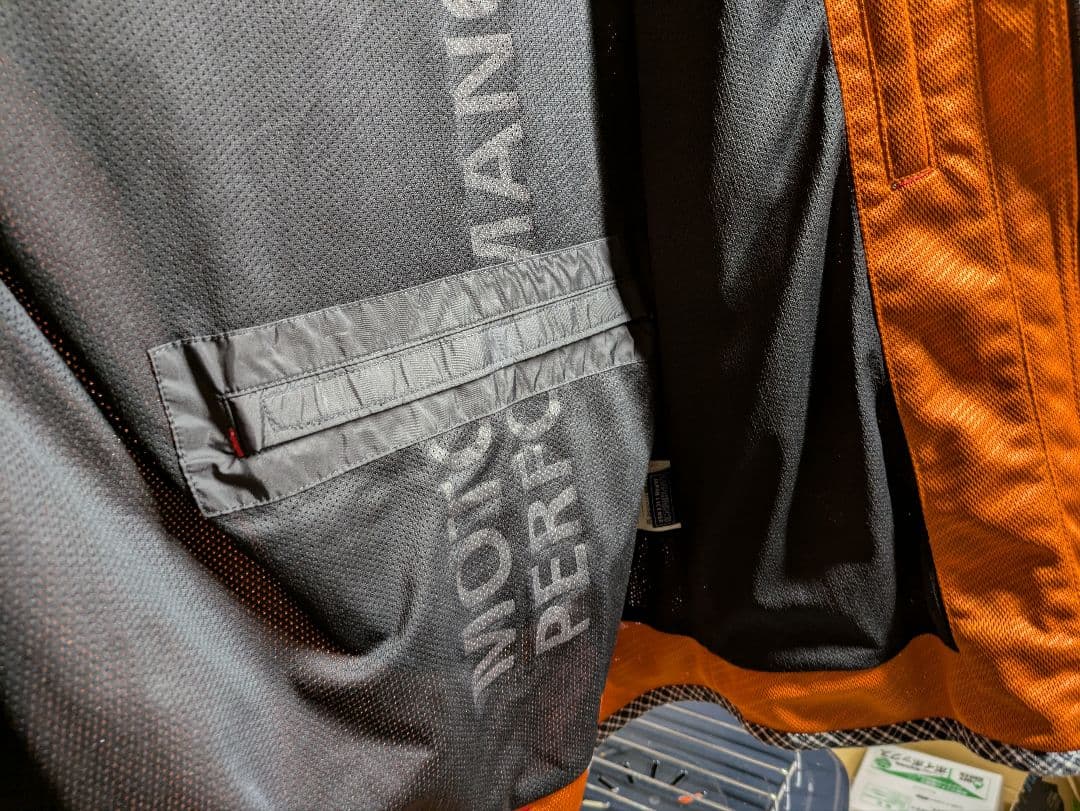 本日だけ値下げ！クシタニメッシュジャケット オレンジ/黒