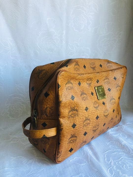 MCM エムシーエム　メンズバッグ　未使用　ブラウン