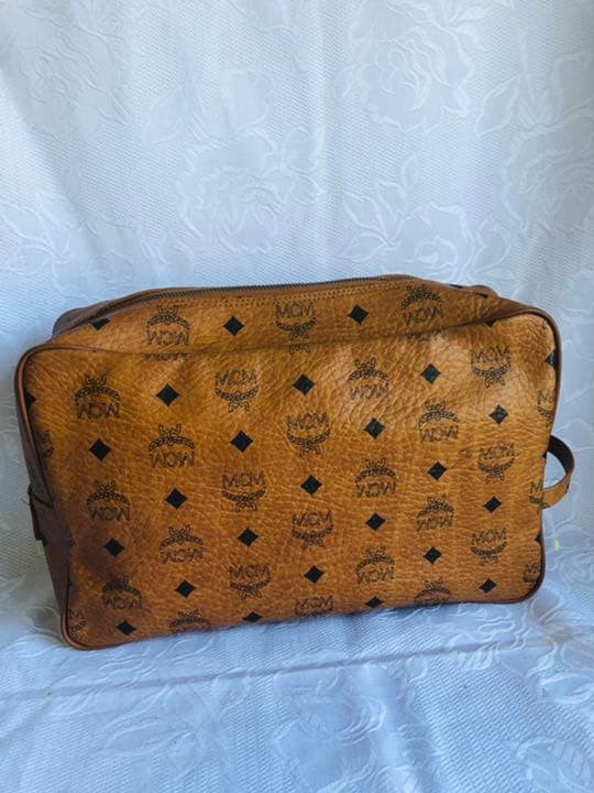 MCM エムシーエム　メンズバッグ　未使用　ブラウン