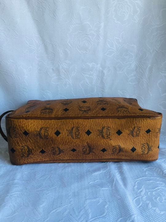 MCM エムシーエム　メンズバッグ　未使用　ブラウン