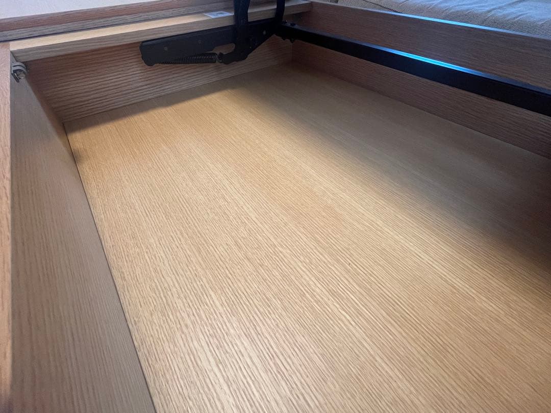 【送料込み】ニトリ　昇降　センターテーブル(Nヒバリ 120 LBR)