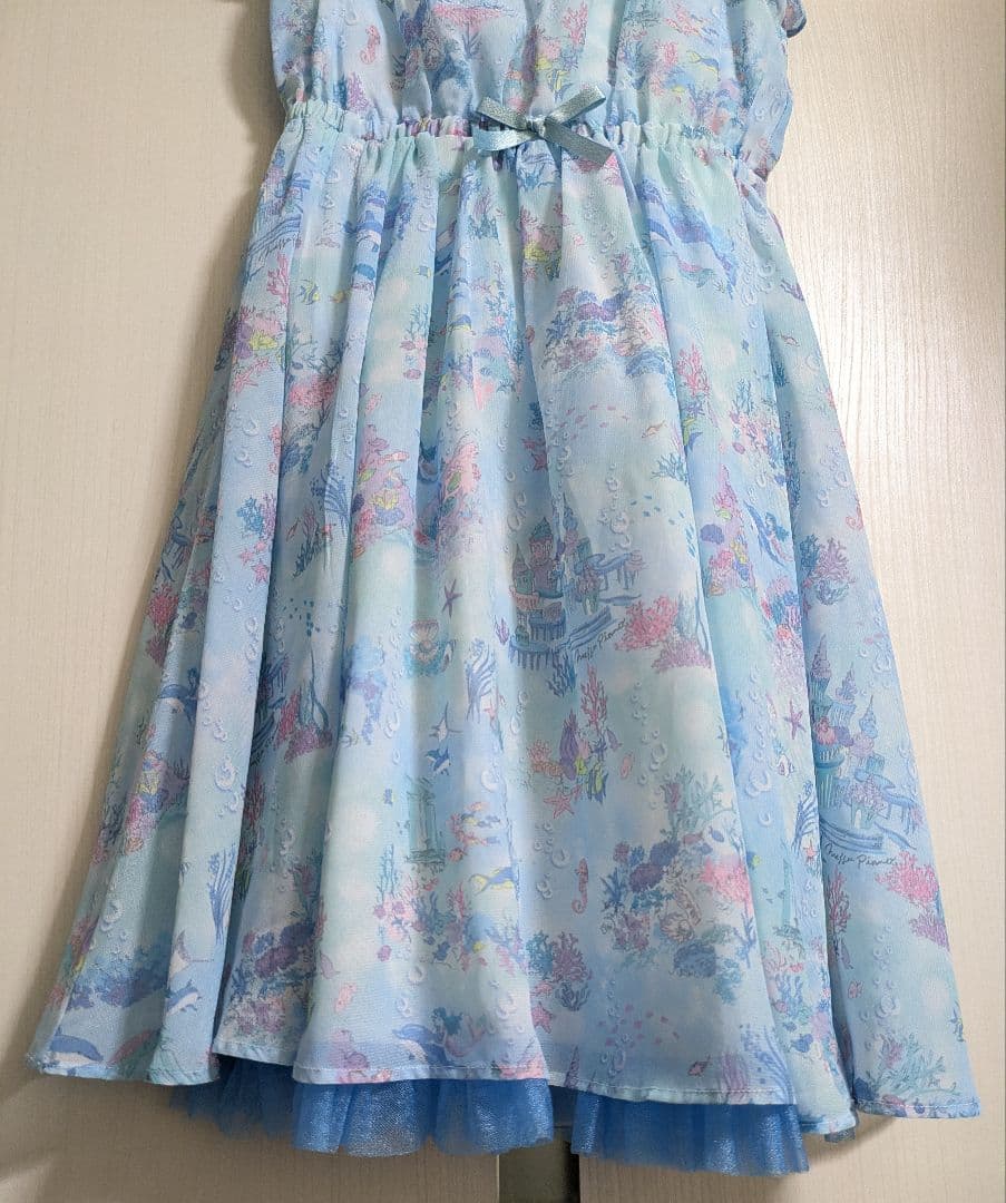 メゾピアノ　水色フリル半袖ワンピース140cm