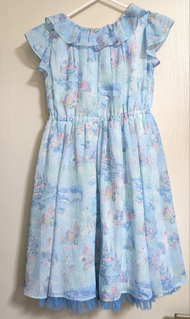 メゾピアノ　水色フリル半袖ワンピース140cm