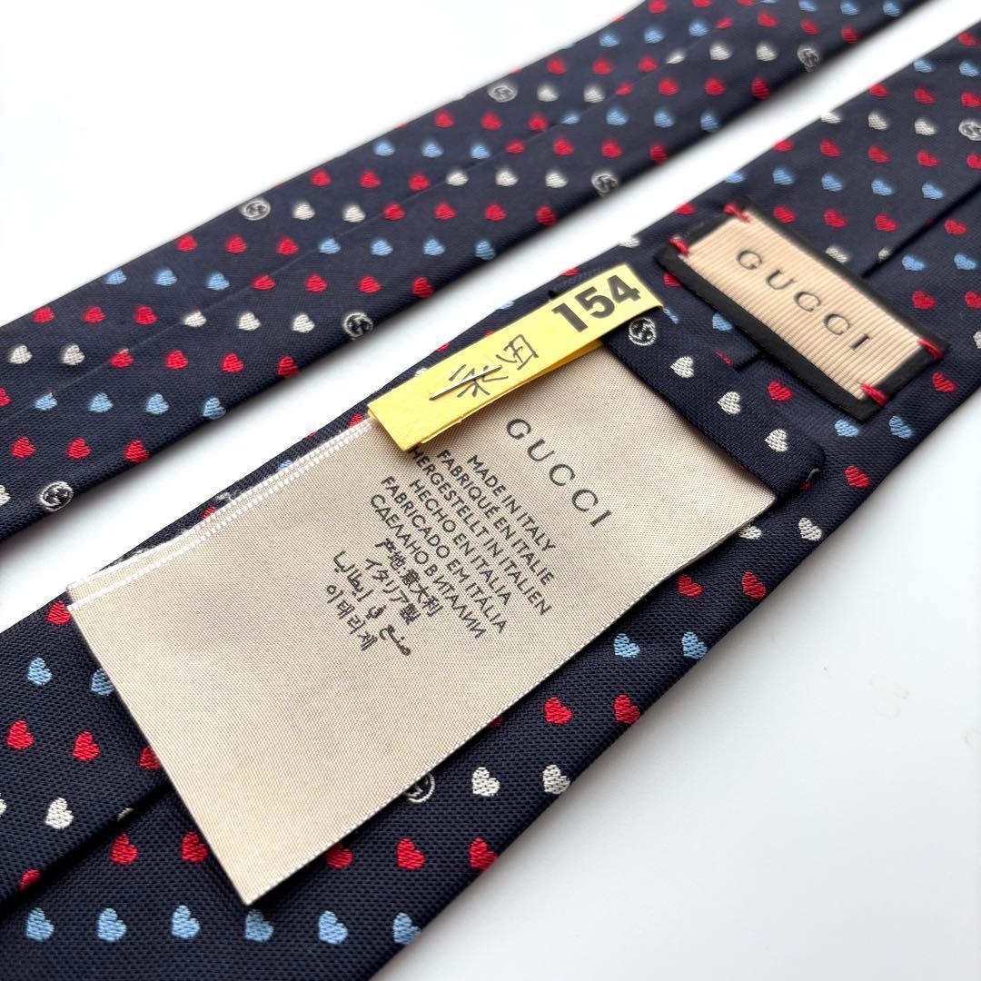 ꧁極美品꧂ グッチ ネクタイ ナロータイ GG柄 ハート 現行 ハチ ネイビー