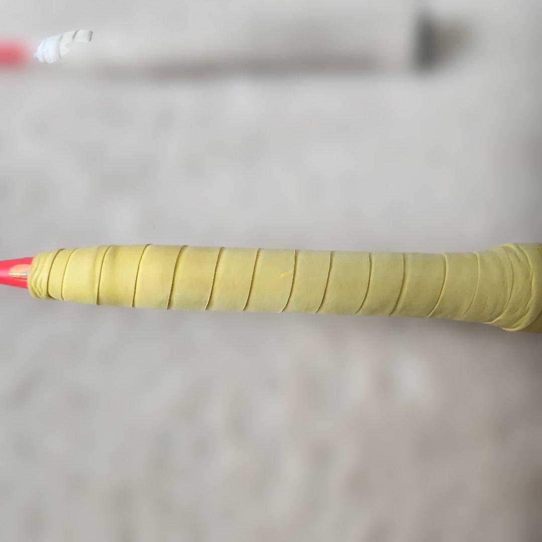 アストロクス77 バドミントンラケット 赤と黒