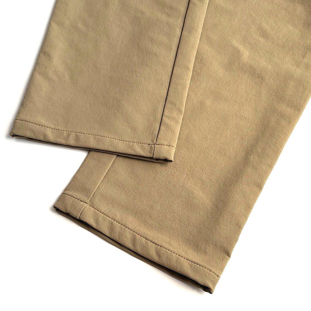 アクアスキュータムゴルフ メンズパンツ ゴルフウェア ベージュ 82cm