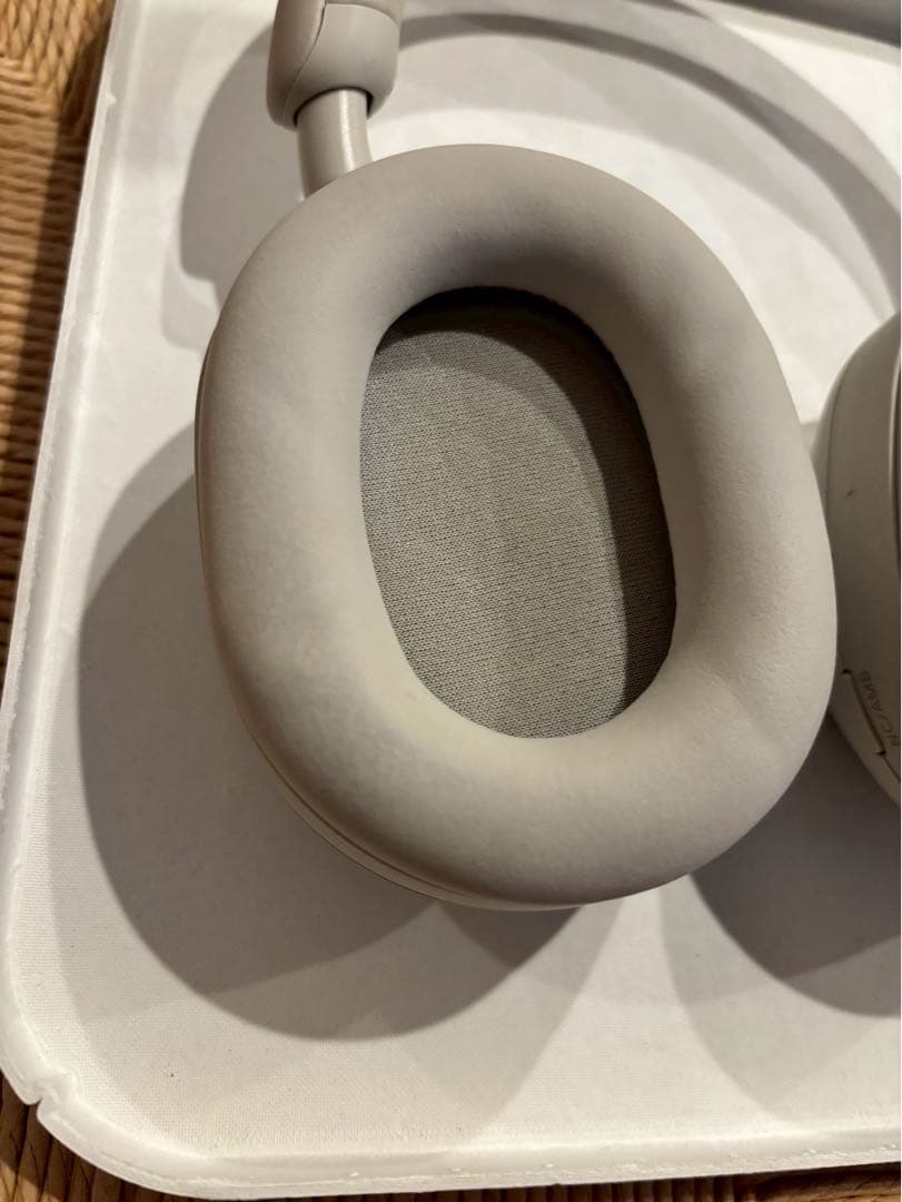 Sony WH-1000XM4 ワイヤレスヘッドホン グレー