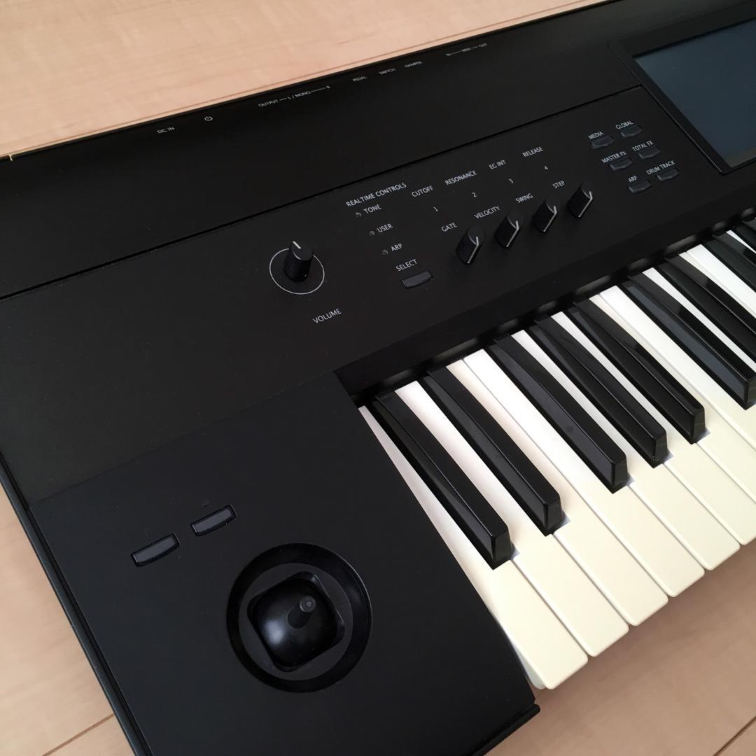 KORG KROME 61鍵盤 キーボードシンセサイザー