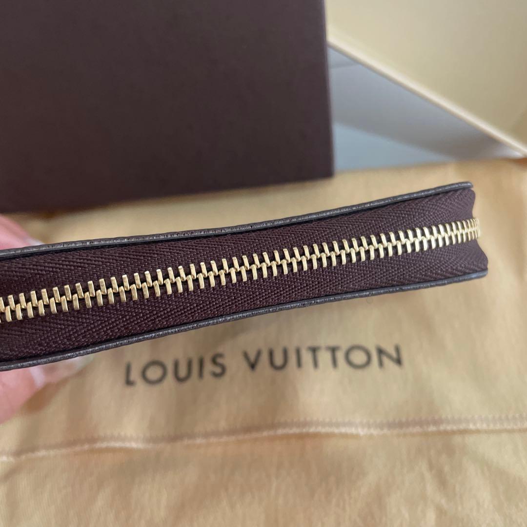 LOUIS VUITON ルイヴィトン ジッピー パース