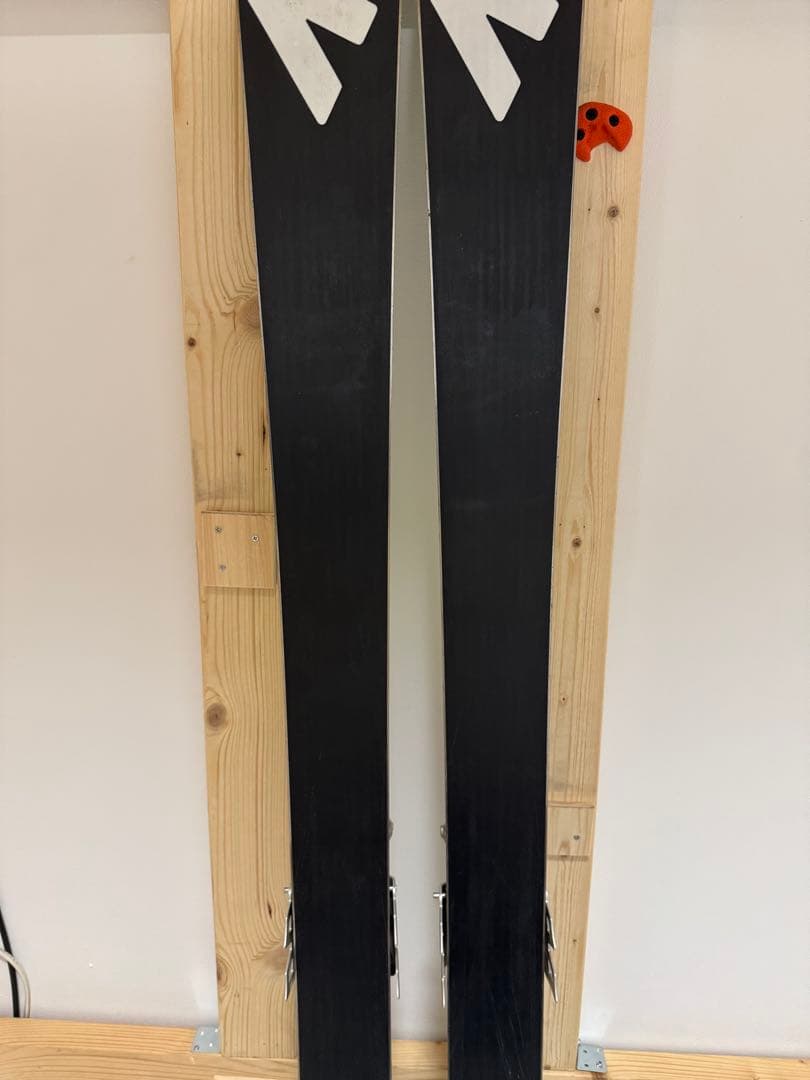 バックカントリースキー板、ビンディング、シール、スキーアイゼンセット