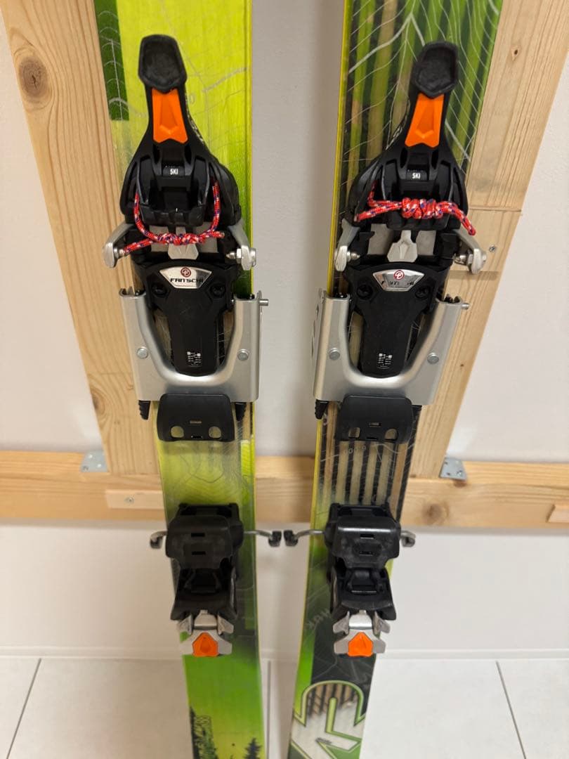 バックカントリースキー板、ビンディング、シール、スキーアイゼンセット