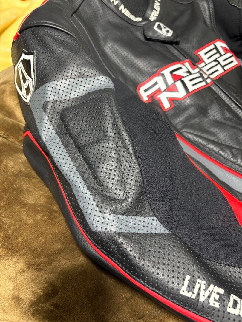 ARLEN NESS革ツナギ アレンネス レーシングスーツ54 パンチングレザー