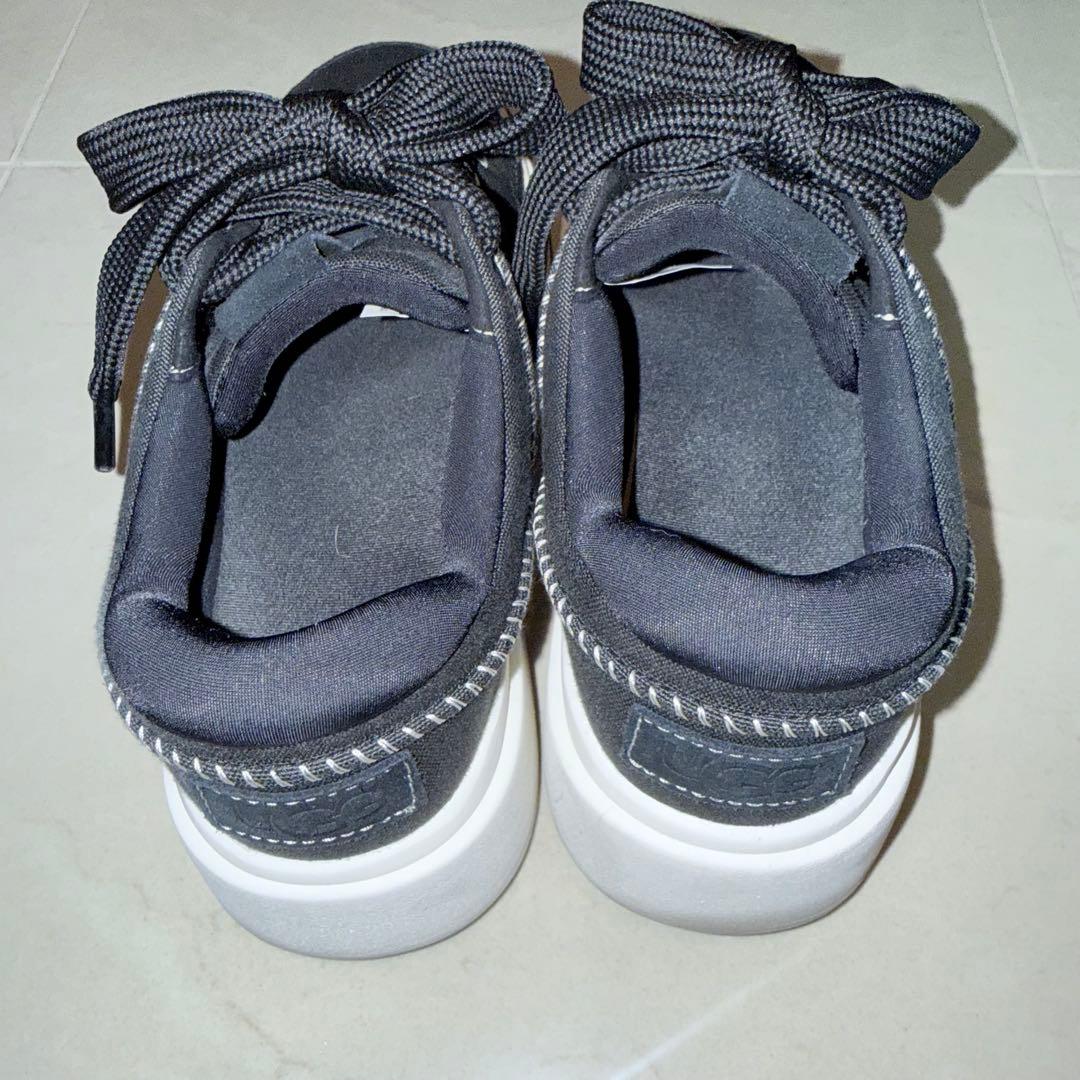 【美品】UGG イージー ダジット エッセンシャル レースアップ 黒 24.5