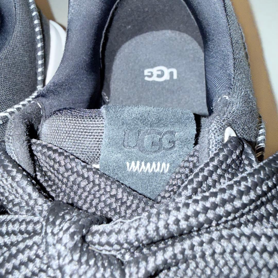 【美品】UGG イージー ダジット エッセンシャル レースアップ 黒 24.5