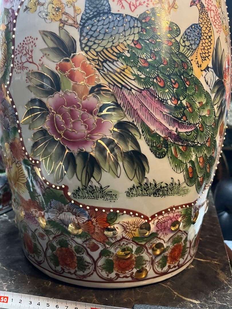 shotaです 九谷焼陶器椅子 九谷焼のような陶器 中国陶器 超貴重な陶器