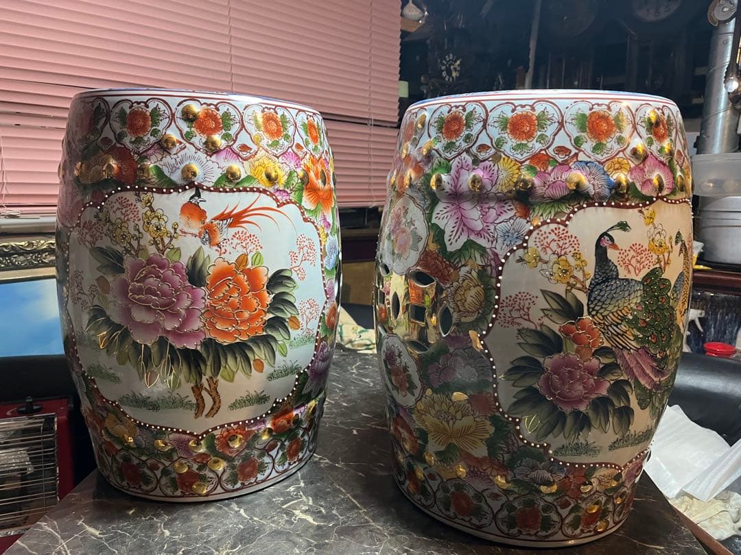 shotaです 九谷焼陶器椅子 九谷焼のような陶器 中国陶器 超貴重な陶器