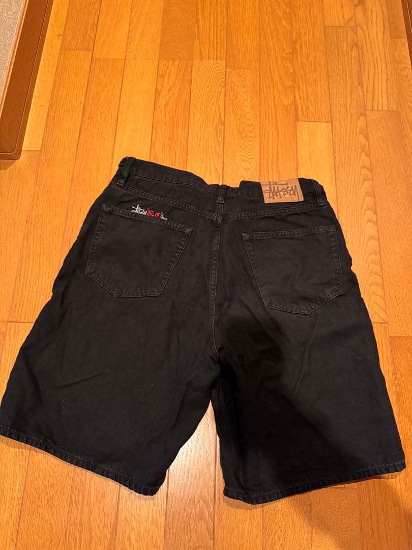 Stussy BIG O ブラックショートパンツ
