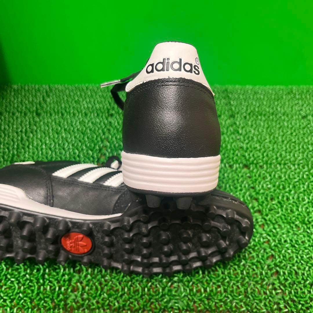 アディダス トレーニングシューズ ムンディアルチーム(ブラック×ホワイト)