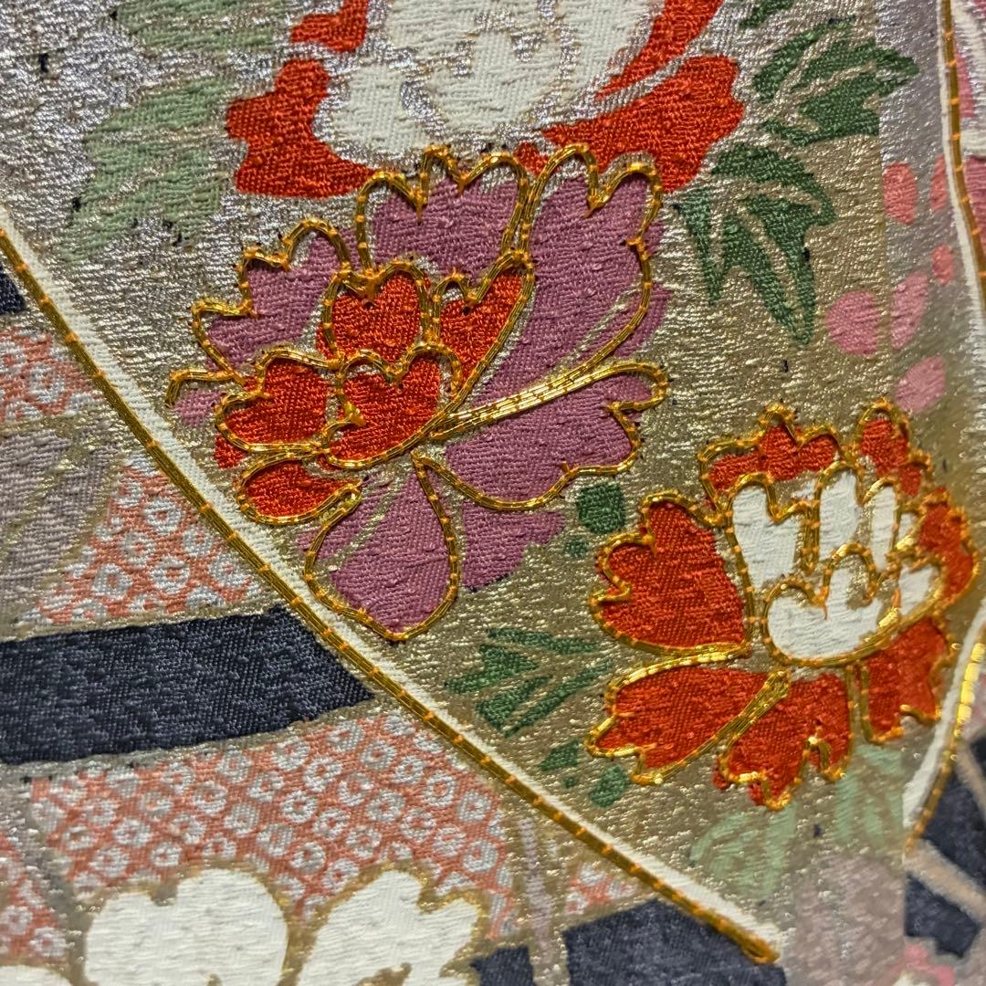 D233 訪問着　枝垂れ桜　金彩　正絹　着物　袷　しつけ糸付き未使用極美品