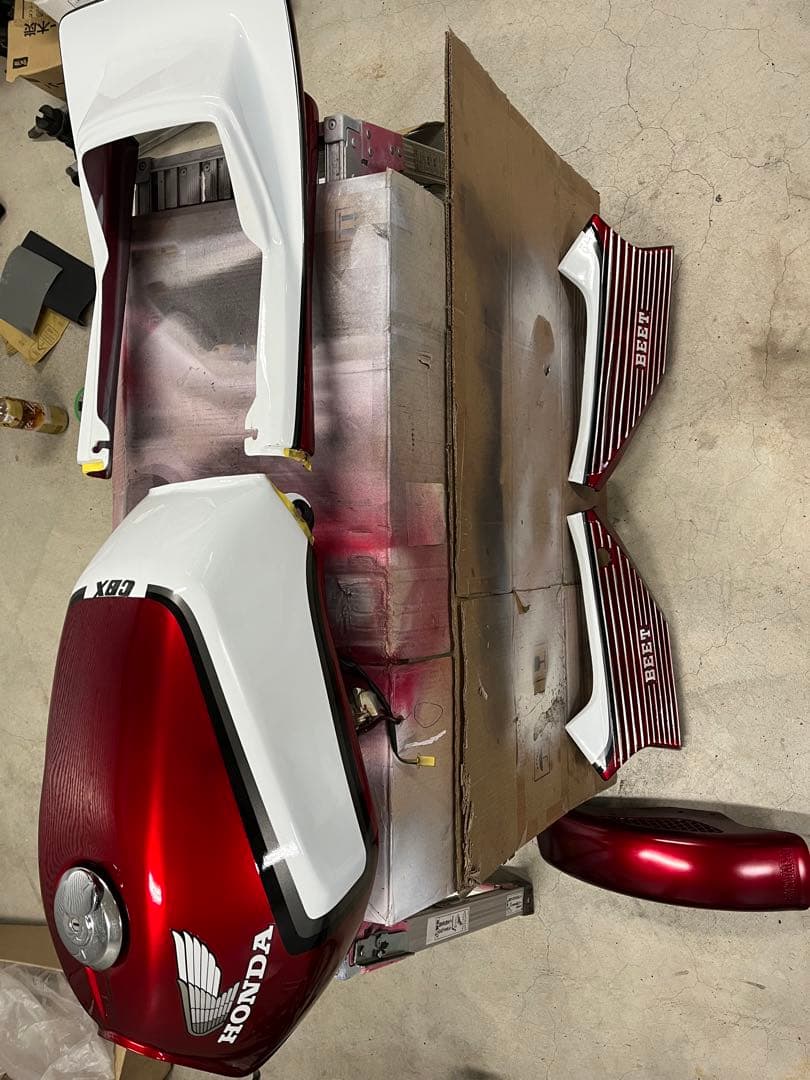 CBX400CBX550外装セット2型赤白