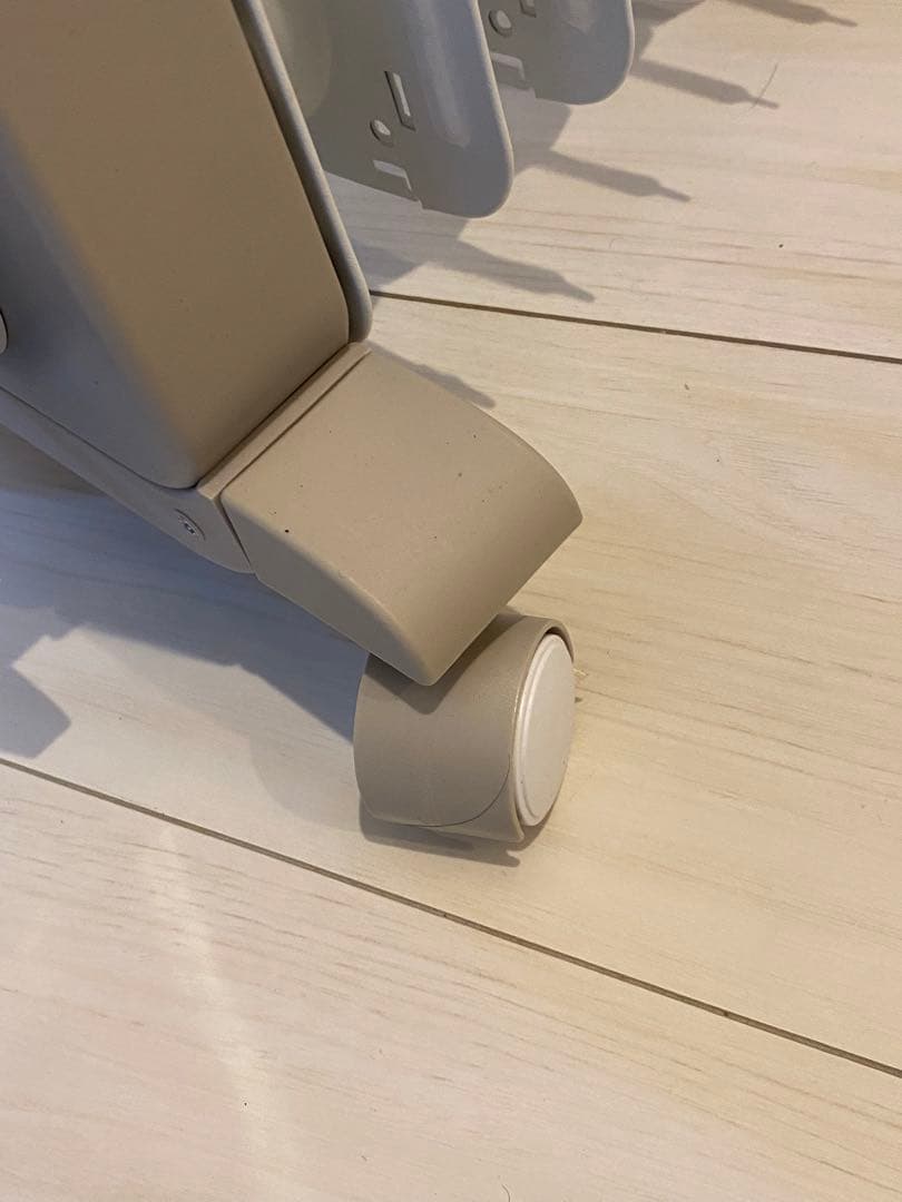 DeLonghi Vento 3 オイルヒーター RHJ21F0812-WH