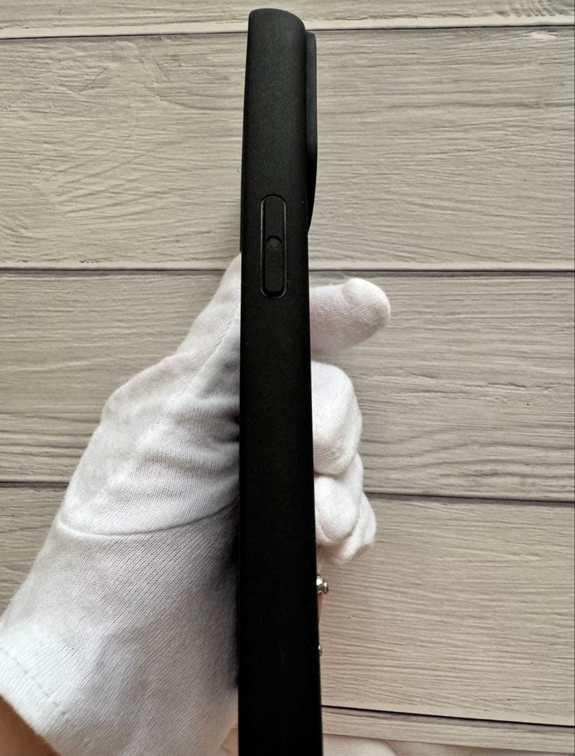 ★モアイ★ PRADA プラダ iPhone 15 Proケース ピンク