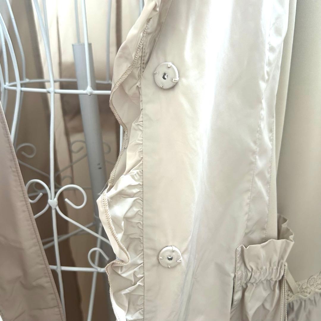 スーパービューティー　新品　42 ベージュ　コート　大人かわいい