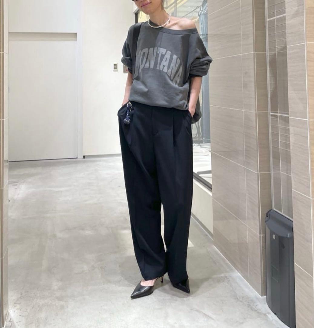 タグ類無 Whim Gazette ピグメントロゴウラケプルオーバー DG