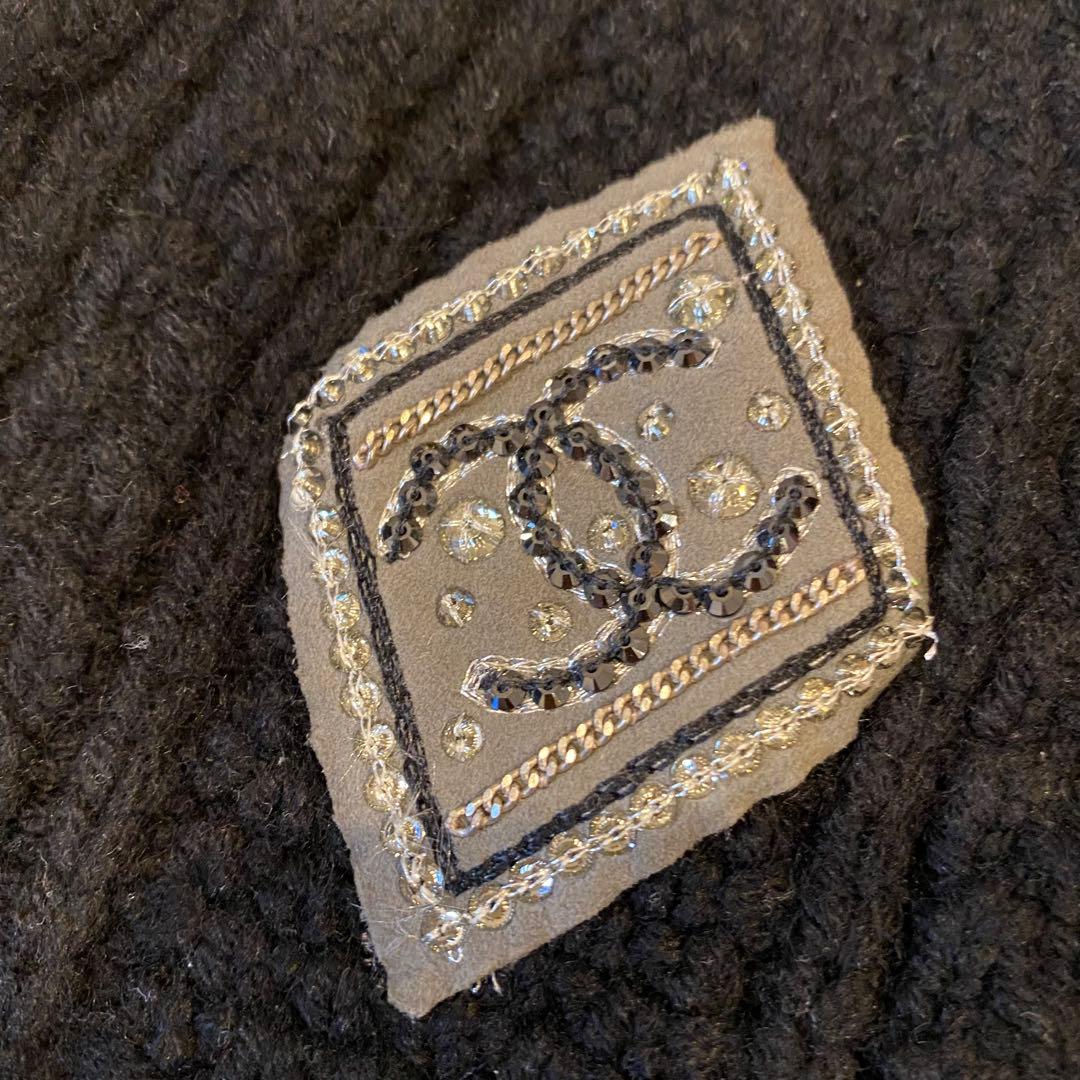 CHANEL 黒 ニット帽 ボタン ビーニー キャップ ビジュー ラインストーン