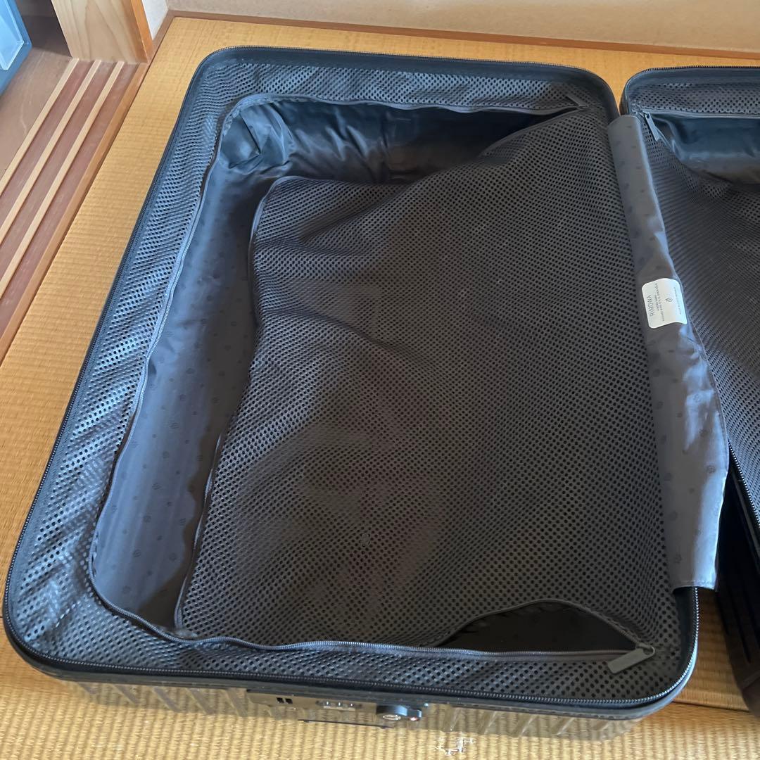 メ*2様 リモワ　サルサエアー4輪　キャリーケース　ネイビー