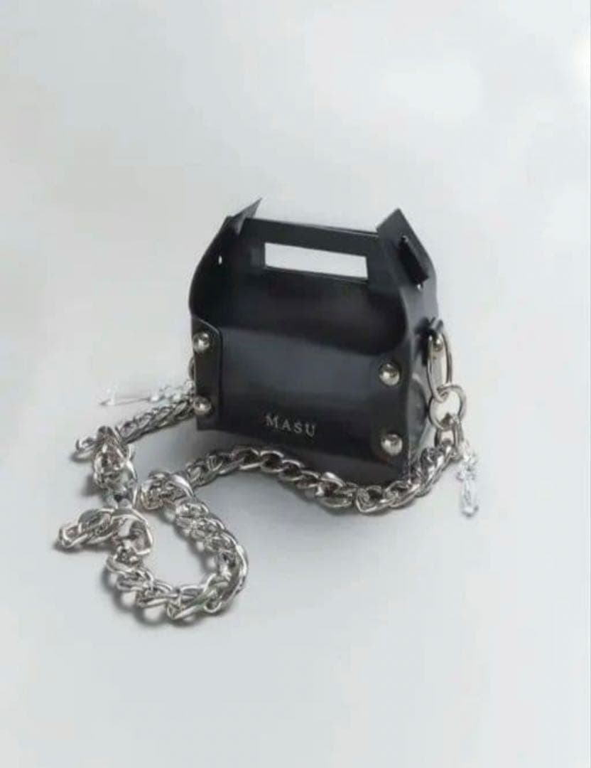 MASU ブラック バッグ チェーン付き