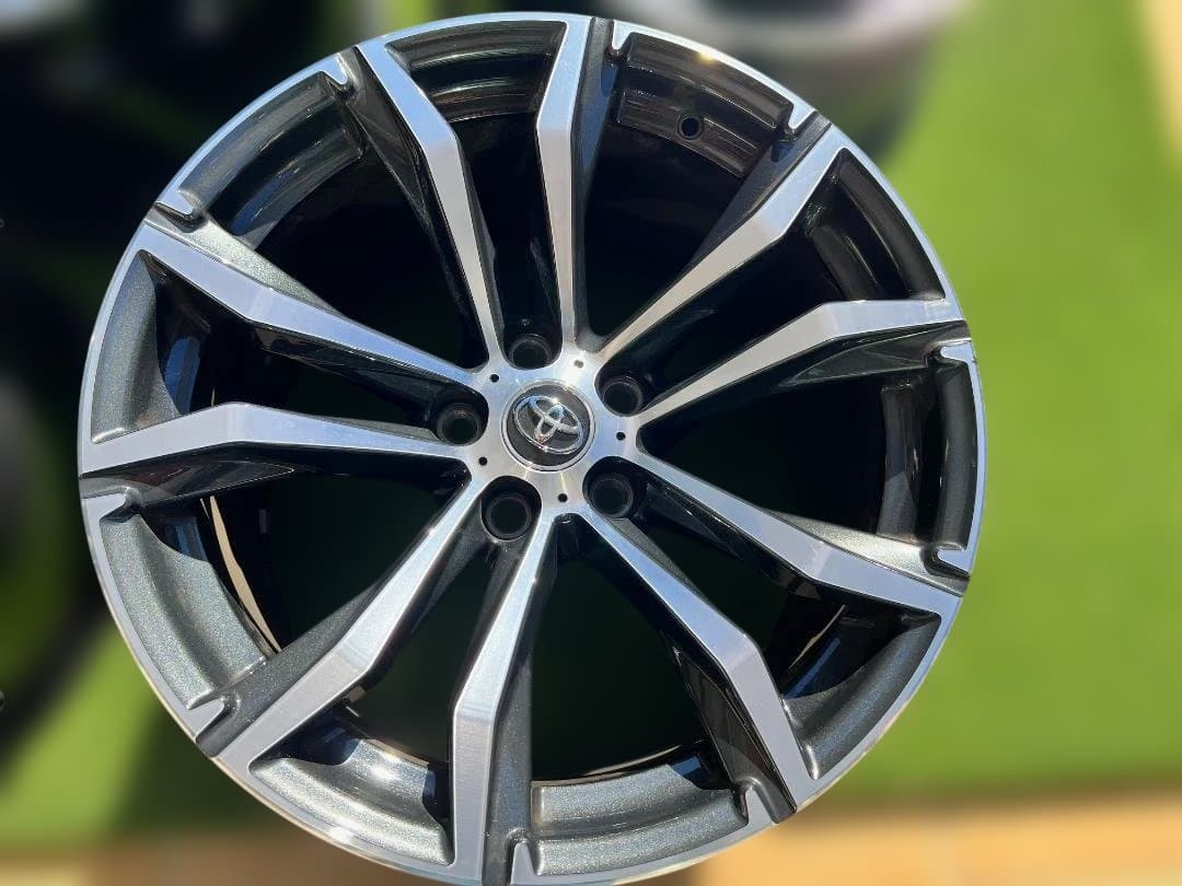 「じろうくん」トヨタ GRスープラ SZ-R 純正 18inch　ホイール