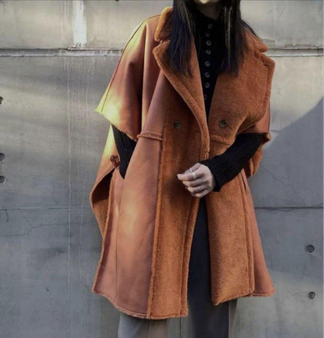 新品　Ameri　REVERSIBLE BOA PONCHO COAT