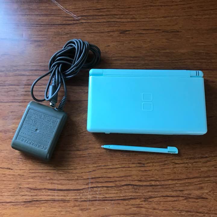 ニンテンドーDS lite ライトブルー＋充電器