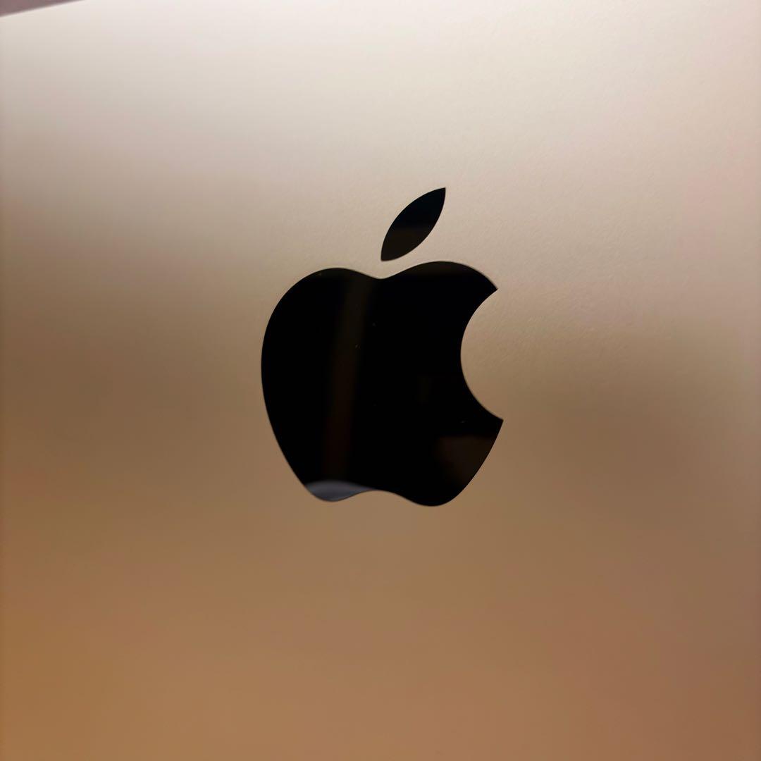 【美品】iMac (Retina 5K, 27-inch, Late 2015)