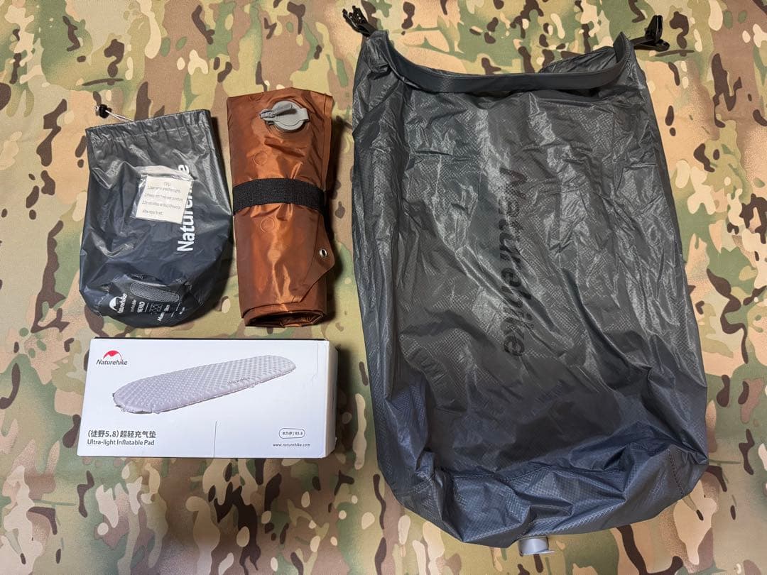 ネイチャーハイク　エアマット　R値5.8 マミーレギュラー