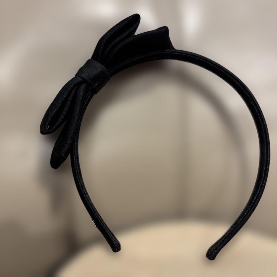 ALEXANDRE DE PARIS ￼ サテン　黒ぷっくりリボンカチューシャ