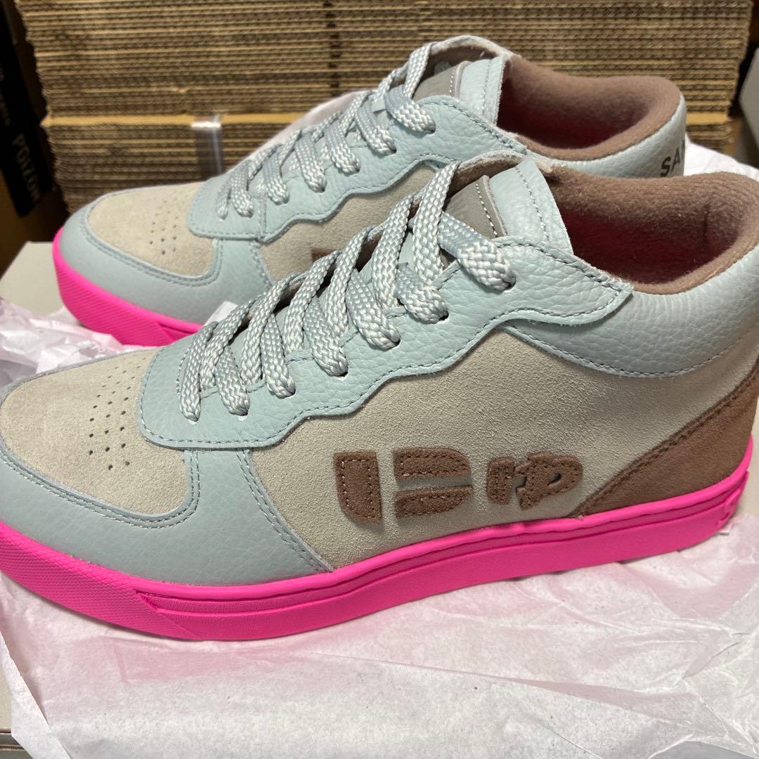 SANGACIO MID CHILL POP 新作スニーカー 限定500足