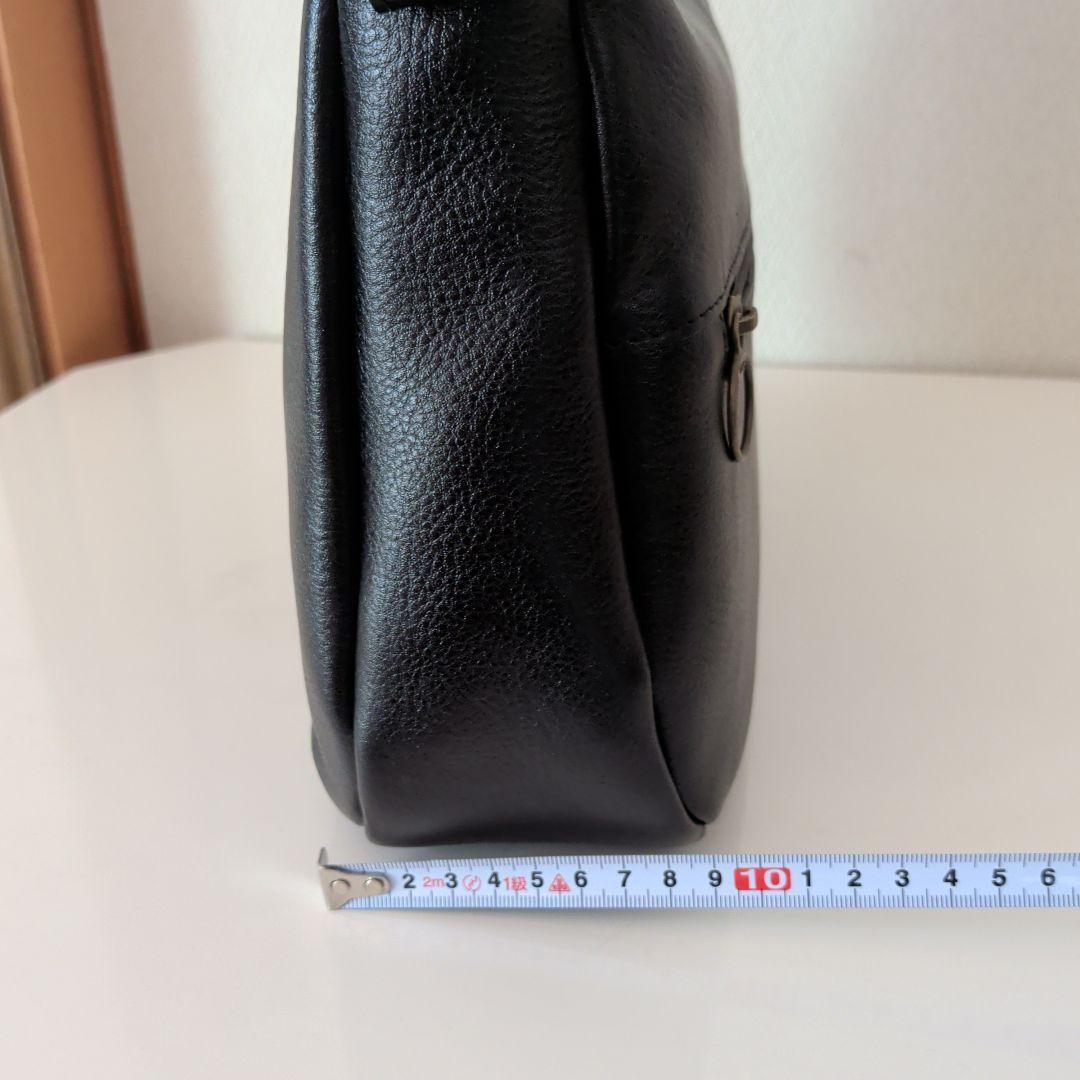 Dakota ブラック ショルダーバッグ・イエローポーチ2点セット