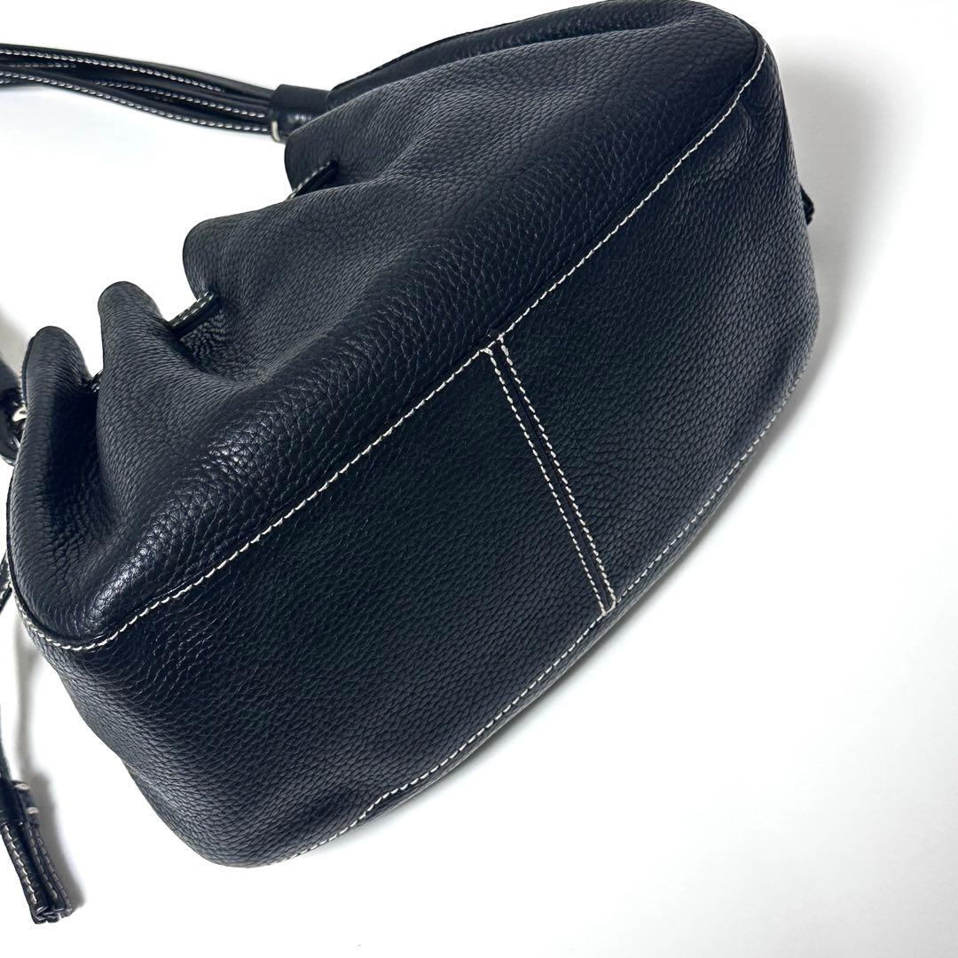 【使用感少ない】Kate Spade 肩掛けバッグ 本革 軽量 オシャレ