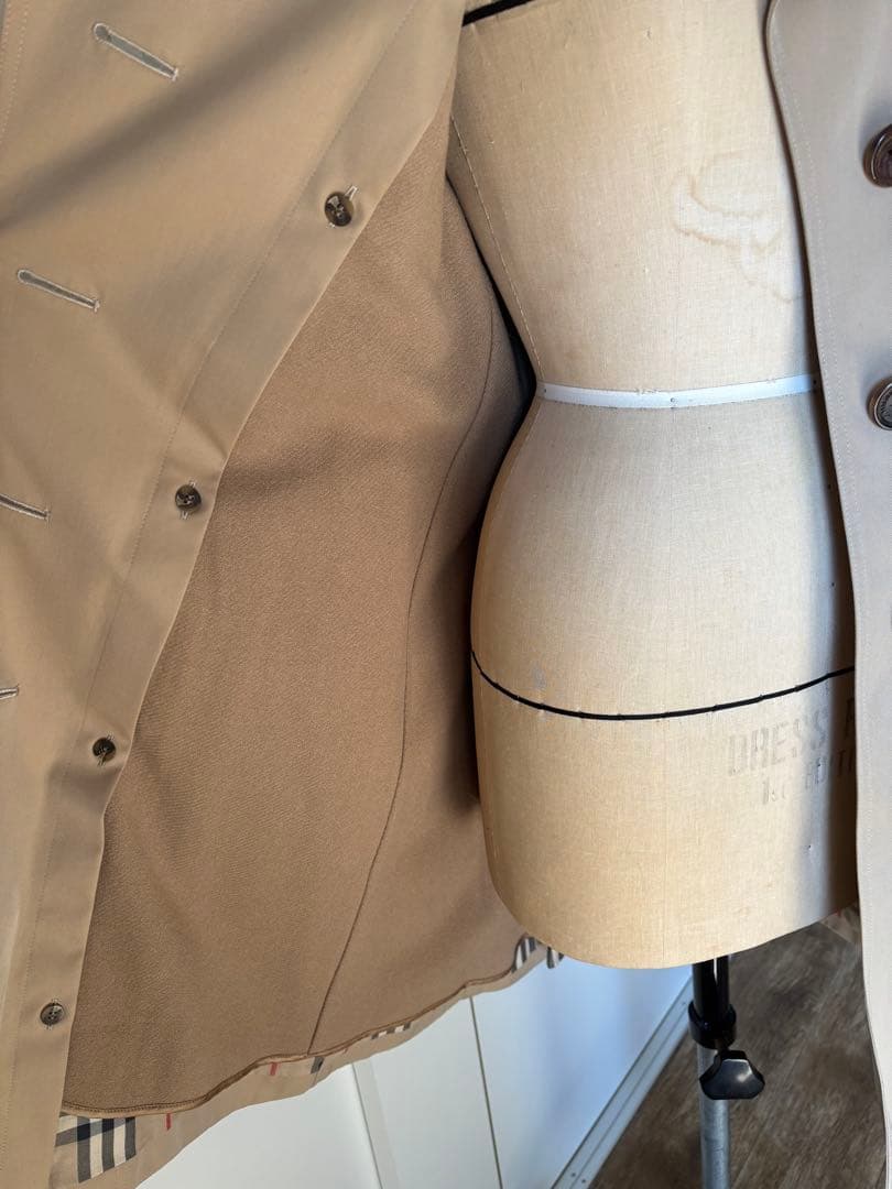 【本物・未使用】バーバリー BURBERRYハニーベージュトレンチコート