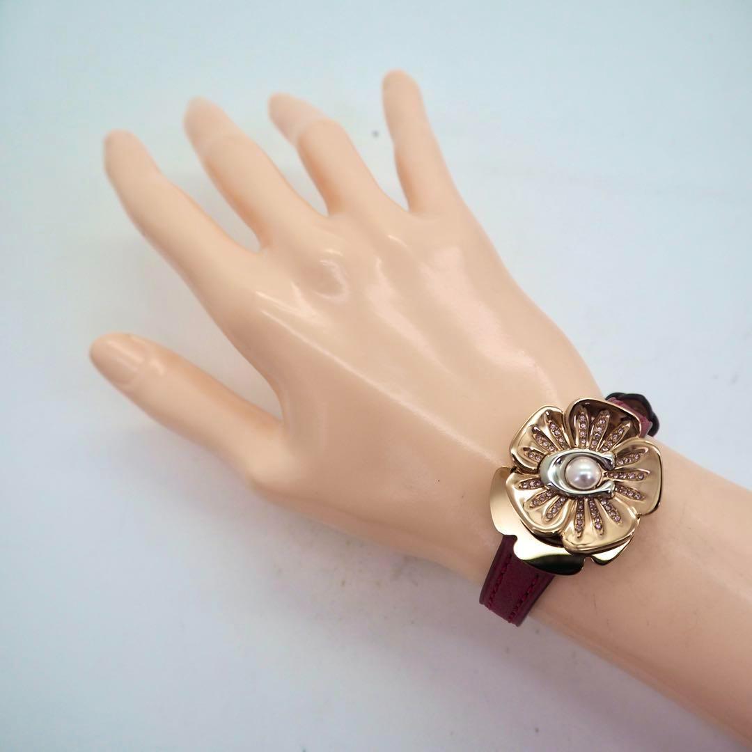 328 稼働【美品】COACH 時計　箱付き レディース　ティーローズ ゴールド