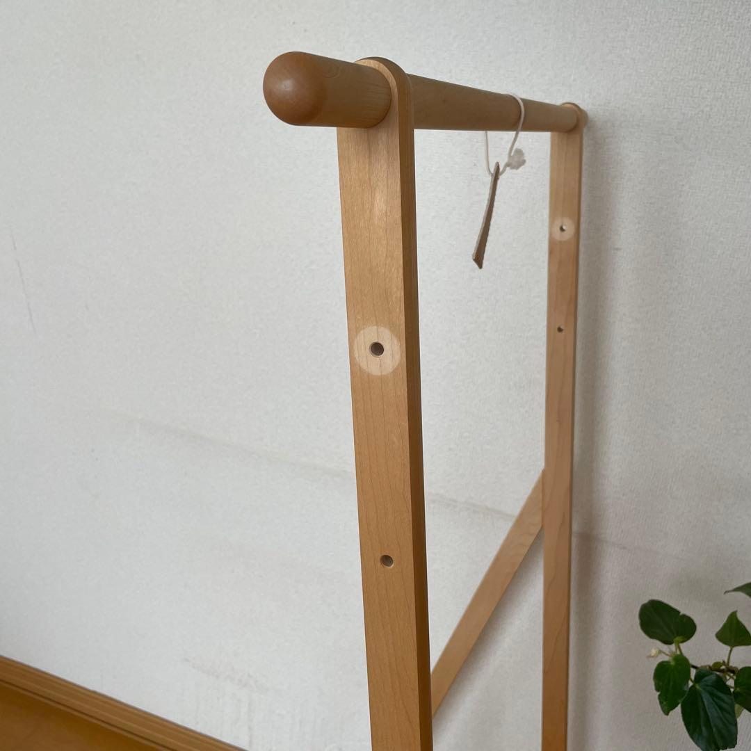 cosine 木製ハンガーラック シンプルデザイン