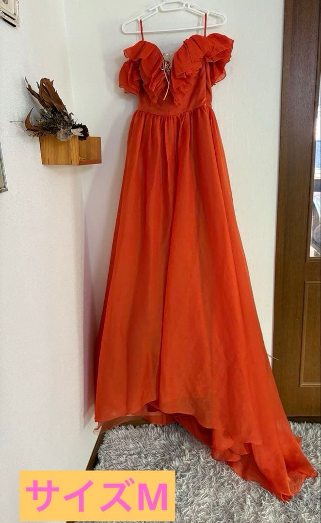 アーバンブランシュ　オフショルダーフリルドレス　サイズM 　Sサイズに調整あり