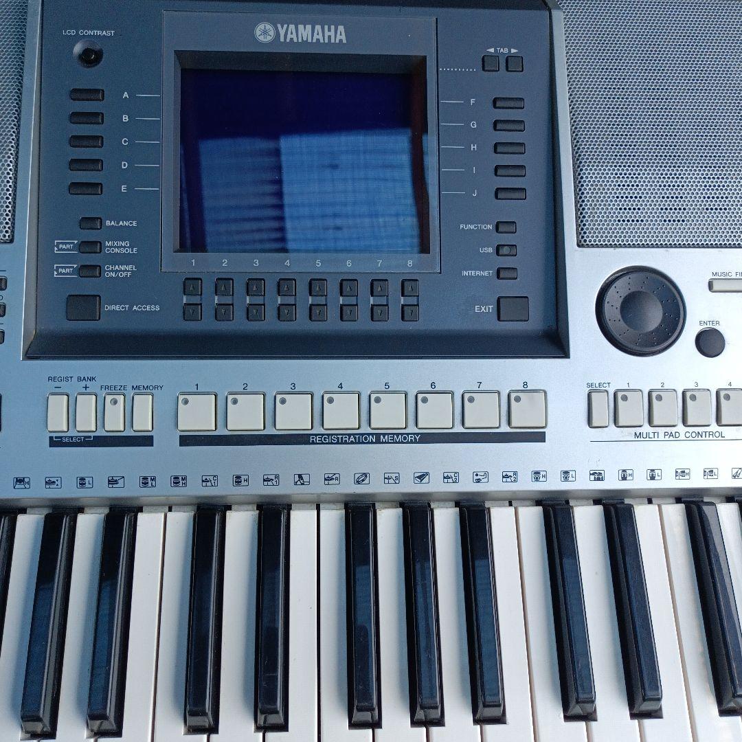 Yamaha PSR-S700 シンセサイザー