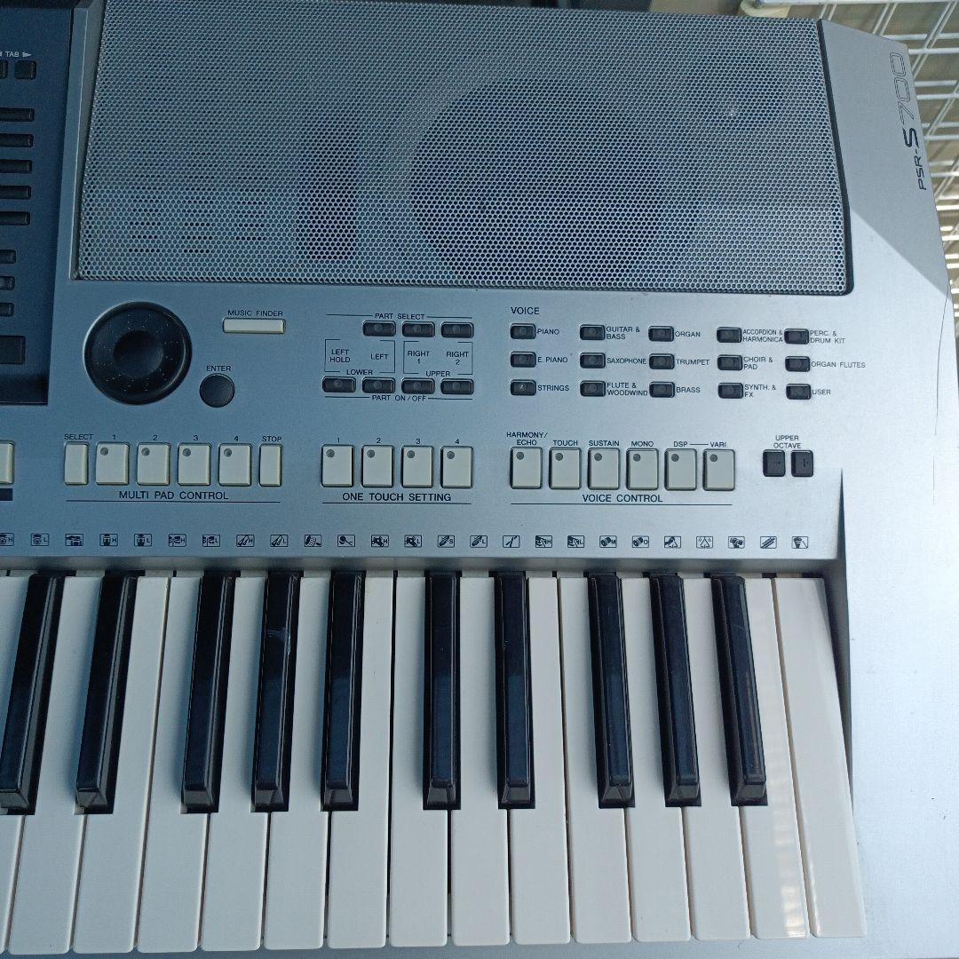 Yamaha PSR-S700 シンセサイザー