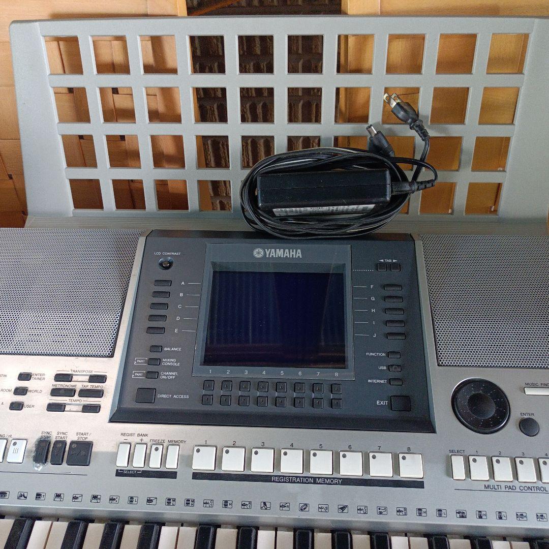 Yamaha PSR-S700 シンセサイザー
